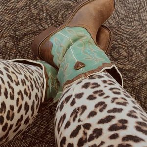 Meet your Posher, Heidi